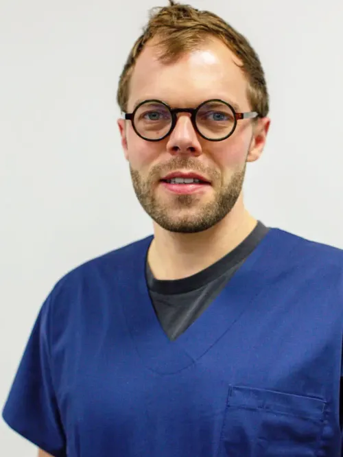 Dr Julien Dupont